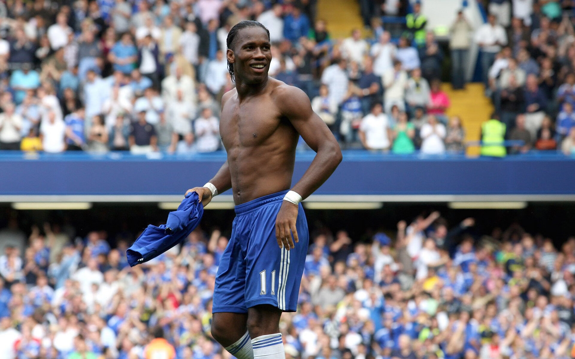 浓眉爆发,从洛杉矶到纽约,一场跨越万里的篮球对话